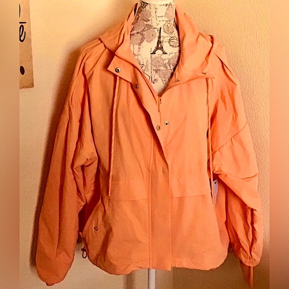 NWT FLX Woven Packable Jacket w/Hoodie - Picture 1 of 8